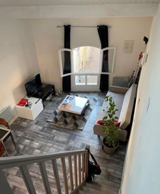 Joli Duplex En Centre Ville De 40M2 Climatise Istres Exterior photo